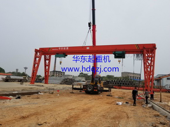 MHE型雙葫蘆門(mén)式起重機(jī)|MHE型雙鉤門(mén)式起重機(jī)