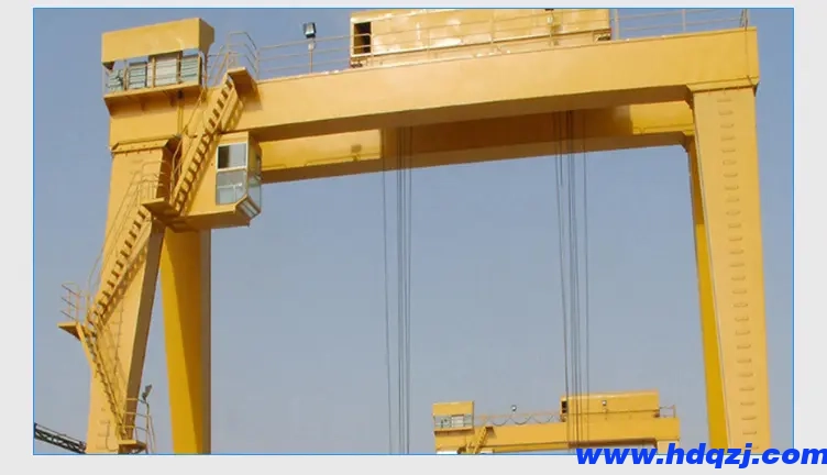 門式起重機(jī)操作時(shí)有哪些注意事項(xiàng)和要求？